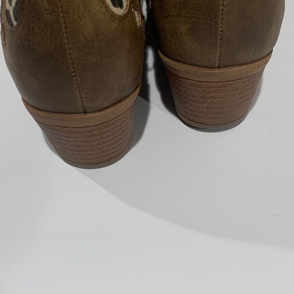 Leopard Pattern Ankle Booties - Brown - Picture 12 of 16